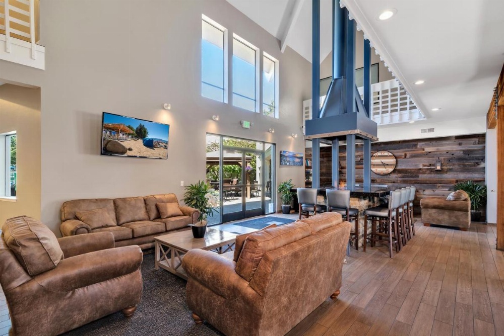 The Beach Retreat & Lodge at Tahoe Image 40